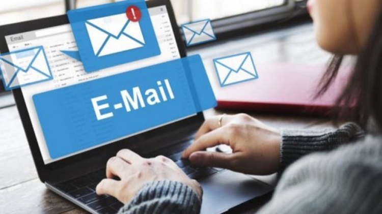 简历写qq邮箱是不是很low 简历上写qq邮箱会掉分吗?