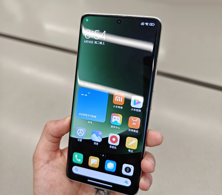 小米13 ultra正式发布 售价5999元起