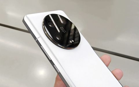 小米13 ultra跑分多少呢？骁龙8 gen2安兔兔跑分实测