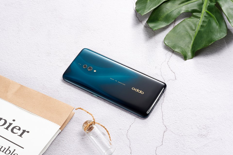 oppo k3图赏 屏幕指纹升降摄像头