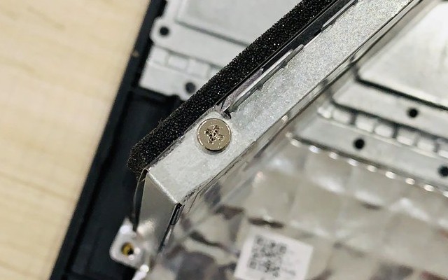 笔记本怎么升级内存和硬盘 联想y7000p加装内存和硬盘教程