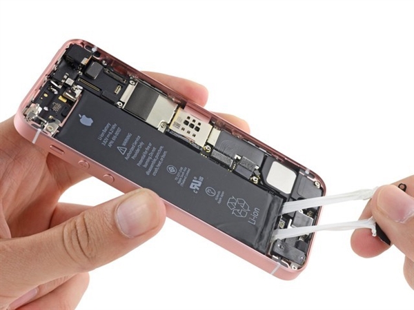什么情况下老iphone要换电池 去哪换？