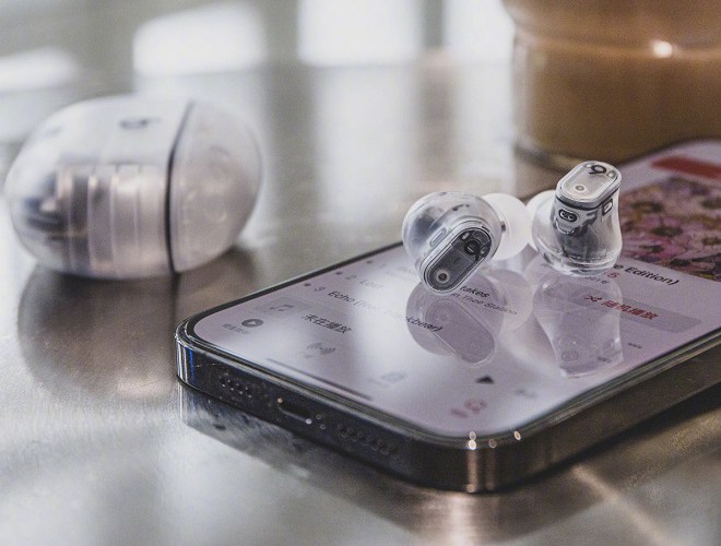 全球首款透明airpods pro充电盒来了，科技感满满！