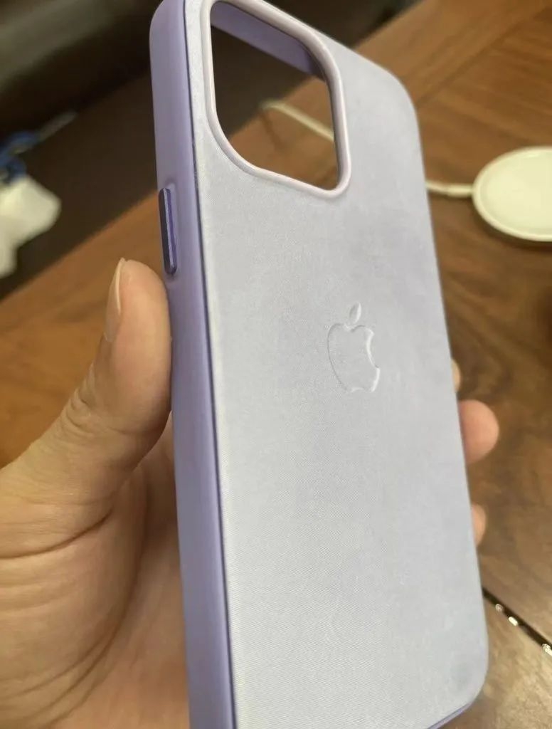 iphone15全新材质手机壳曝光，10种颜色！