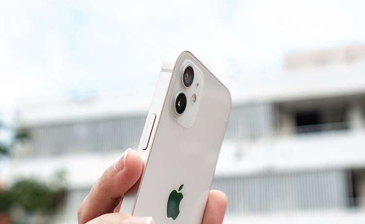 iphone12手感如何 直角边框真的会割手吗？