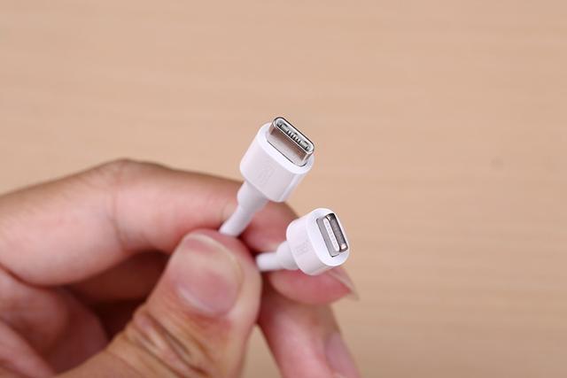 首台usb-c接口iphone亮相  可正常使用