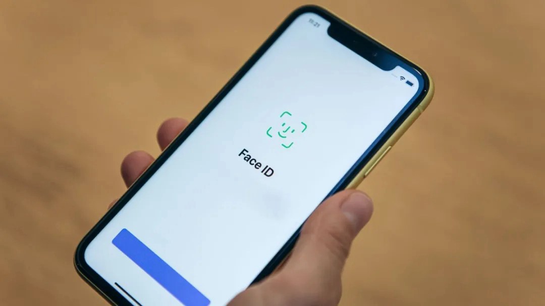 苹果屈服了！iphone 13换屏幕不再禁用face id