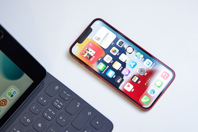 iphone13 pro max边缘发光壁纸 苹果13 pro max发光边框壁纸下载